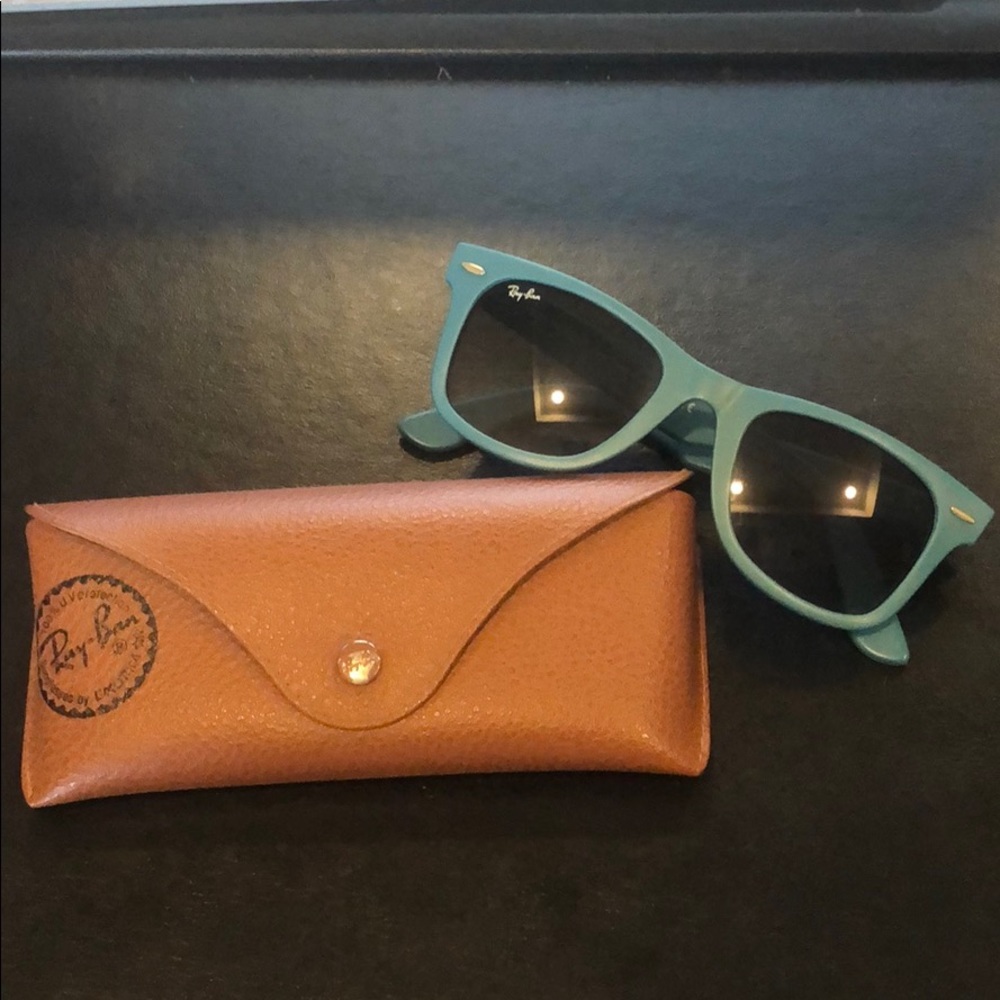 Rayban Wayfarer Turquoise Sunglasses